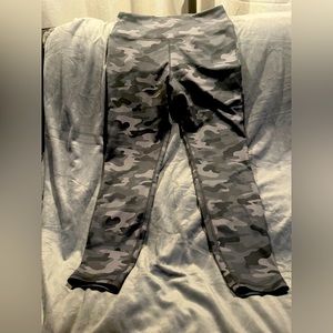 Green/purple Camo leggings - Danskin Large